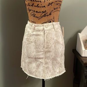 Anthropology Paige mini skirt. Size 24. NWT.